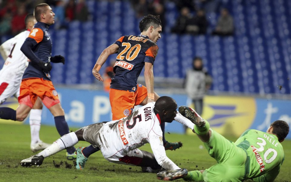 Монпелие мина през иглени уши до полуфинал за Купата на лигата