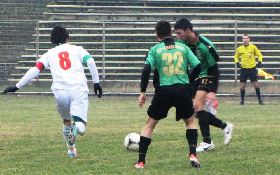 Нефтохимик уреди първи две контроли за подготовката