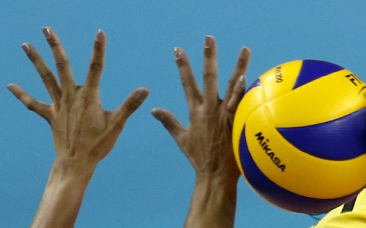 Цветелина Заркова реализира 10 точки при загуба на Простейов