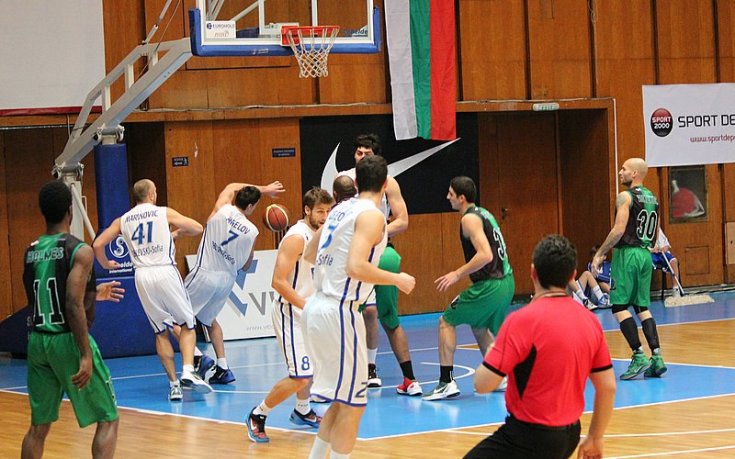 СНИМКИ: Баскетболният Левски надигра Берое
