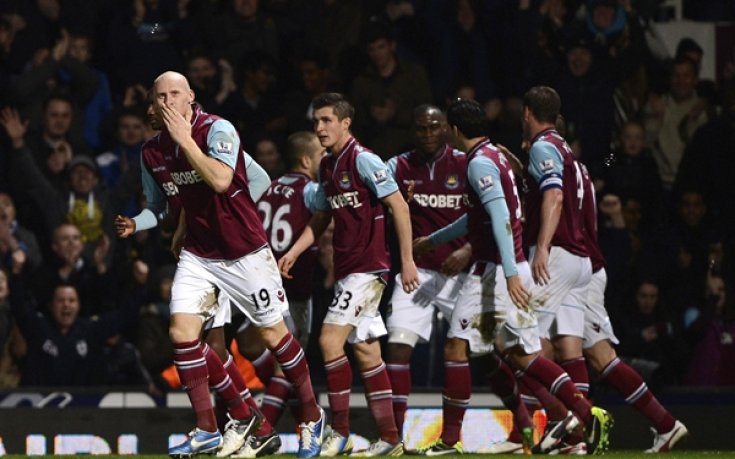 ВИДЕО: Робин Ван Перси спаси Юнайтед от срам в Лондон