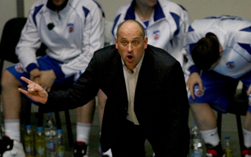 Рилски спортист търси българско крило, спира се на чужденец само в краен случай