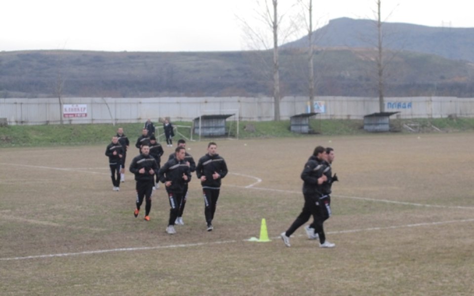 Четирима с контузии в Славия