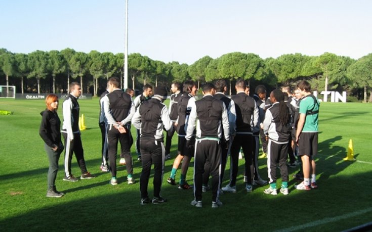 СНИМКИ: Лудогорец с първо занимание в Турция, Кайсара не тренира