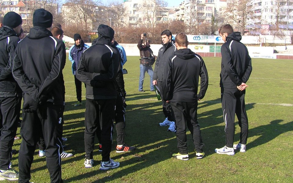 Тренировките на Черно море при закрити врата?