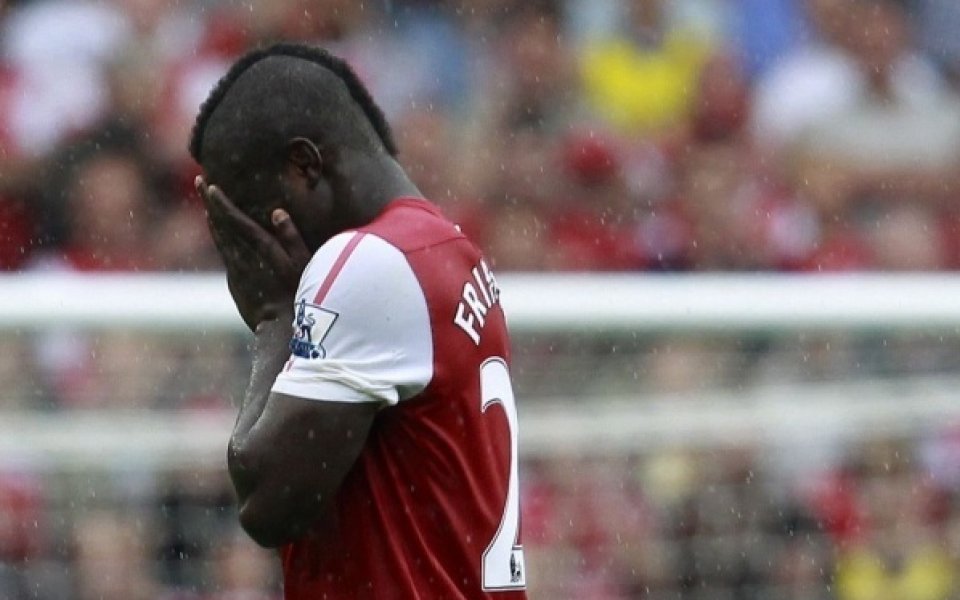 Халф на Арсенал стана съотборник на Бербатов във Фулъм