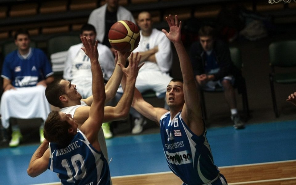 Рилски спортист с нова победа в първенството, Левски чака младежите