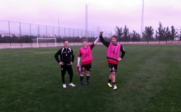 Голаджия печели гонка на куц крак, предизвиква Юсейн Болт