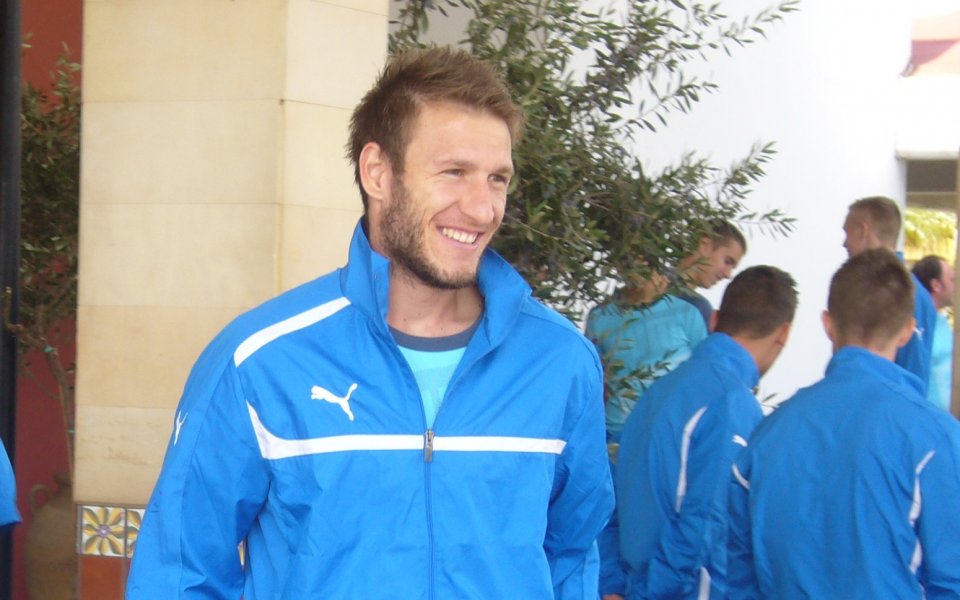 Проблеми в коляното мъчат твърд титуляр в Левски