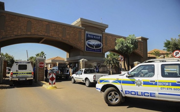 Приятелката на Писториус искала да го изненада за Св.Валентин, той я помислил за крадец?