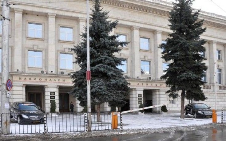 Наш треньор се нуждае от животоспасяваща операция