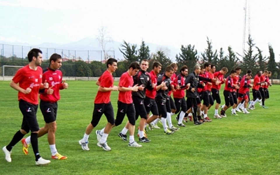 Миодраг Йешич обяви групата, която ще пътува за Сърбия