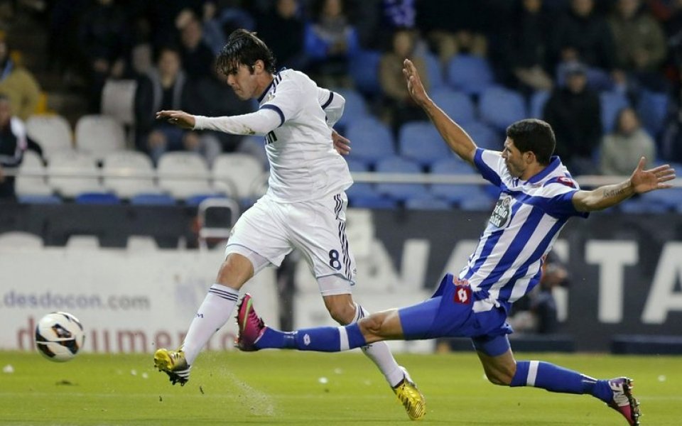 ВИДЕО: Реал се измъкна сух от „Риасор“, след кошмарно начало