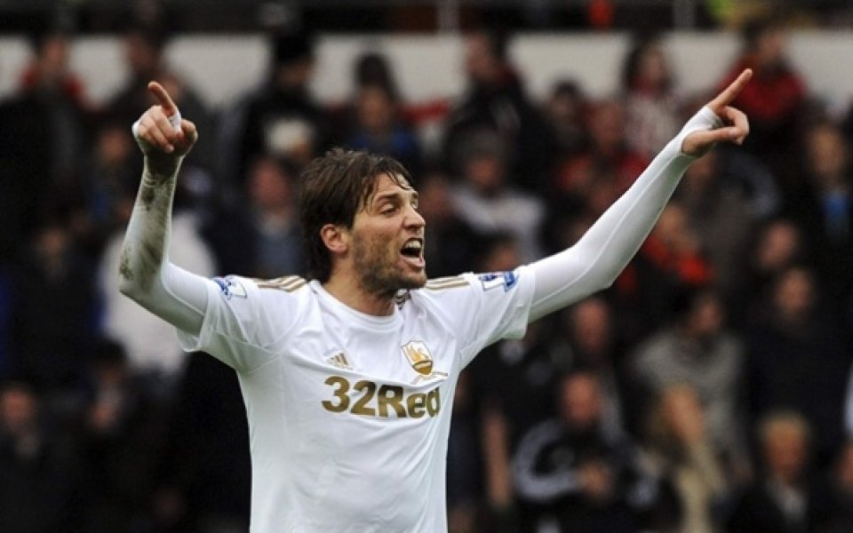 Мичу моли Лаудруп да остане в Суонси