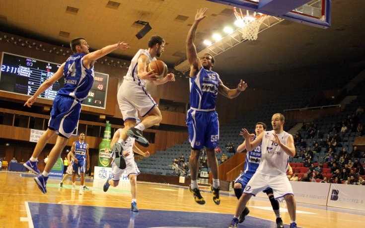 Левски изкопчи място във финала от Рилски, Епизод 3 срещу Лукойл ще реши Купата