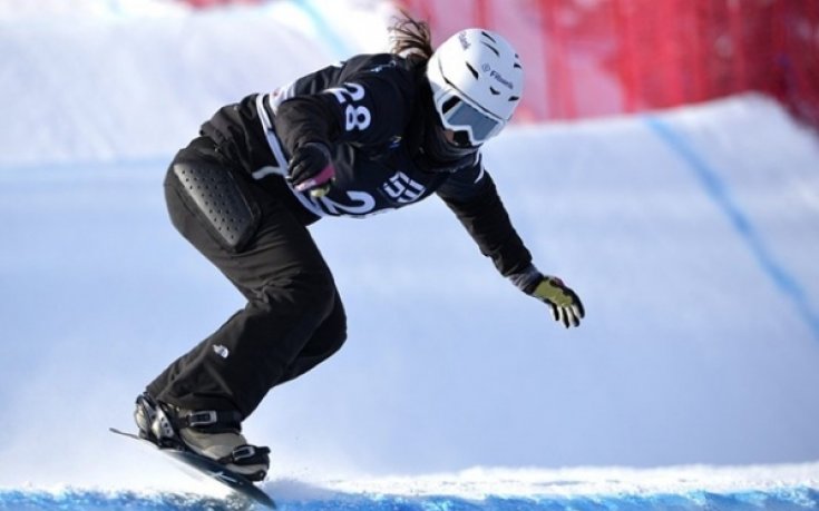 Александра Жекова преодоля квалификацията в сноубордкроса на Световната купа