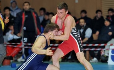 Александър Костадинов ще се бори за бронза на европейското първенство