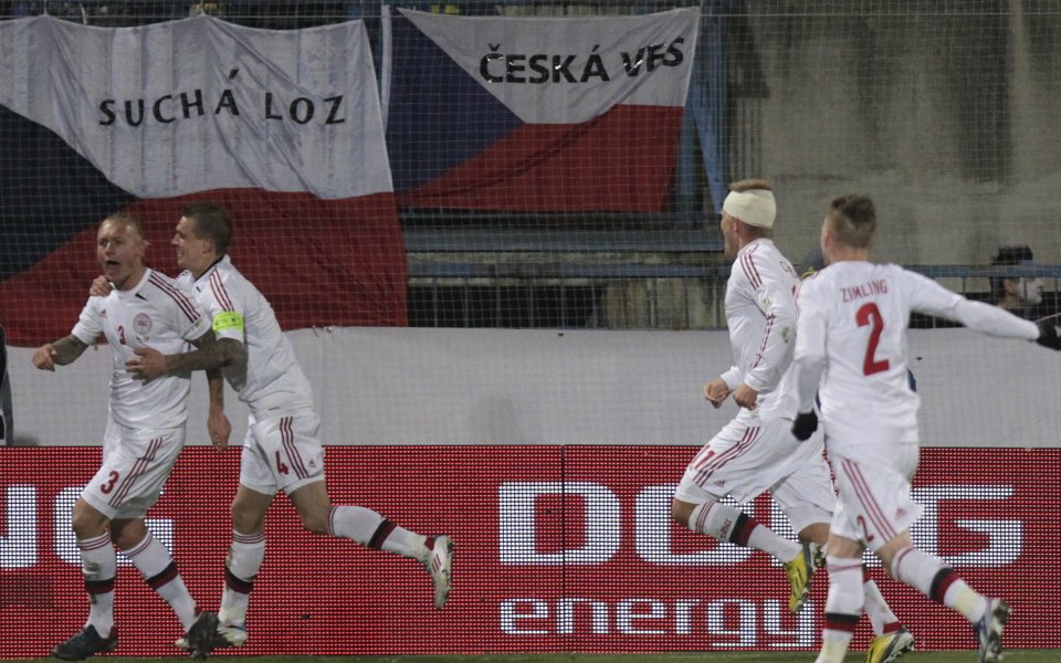 Двама в Дания под въпрос за мача във вторник