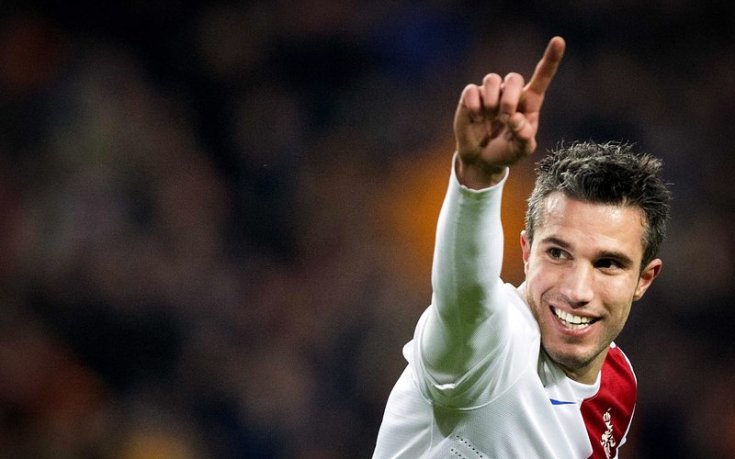 ВИДЕО: Холандия на две победи от Мондиал 2014