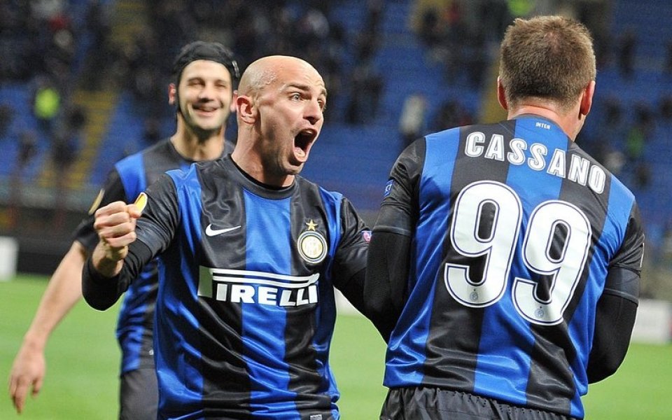 Само един мач наказание за Камбиасо