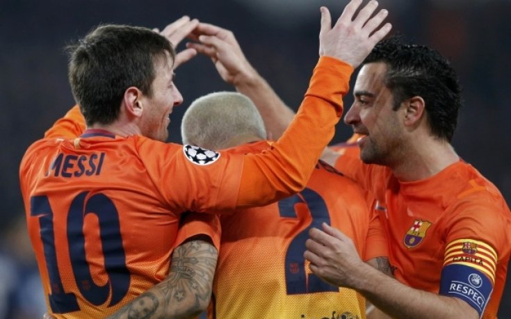 Виктор Касай ще свири Байерн – Барселона