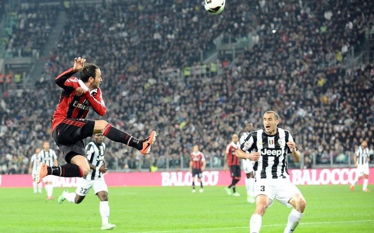 Наполи с интерес към играч на Милан