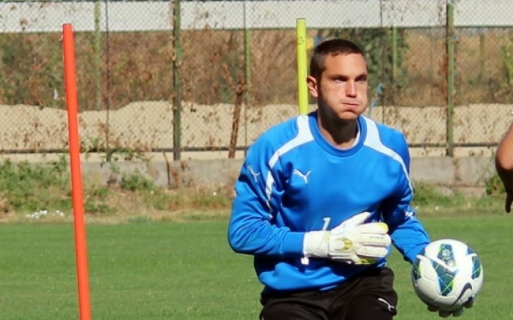 Вратар започва тренировки с Левски