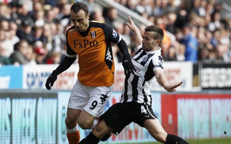 Йол: Димитър Бербатов остава във Фулъм