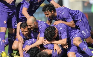 ВИДЕО: Фиорентина прати Палермо в Серия Б и още диша във врата на Милан