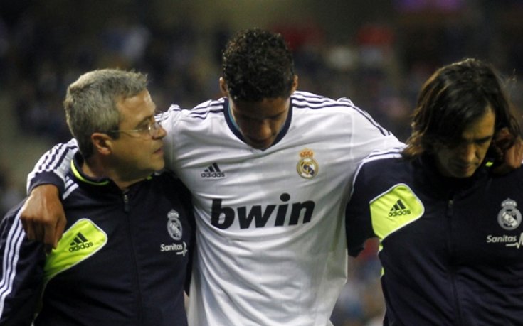 Рафаел Варан претърпя артроскопия на дясното коляно