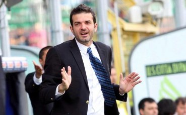 Андреа Страмачони засега остава треньор на Удинезе