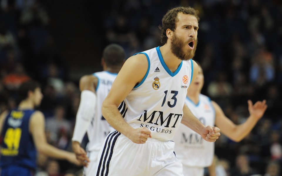 ВИДЕО: Скандално решение определи изхода на първия финал Реал-Барса