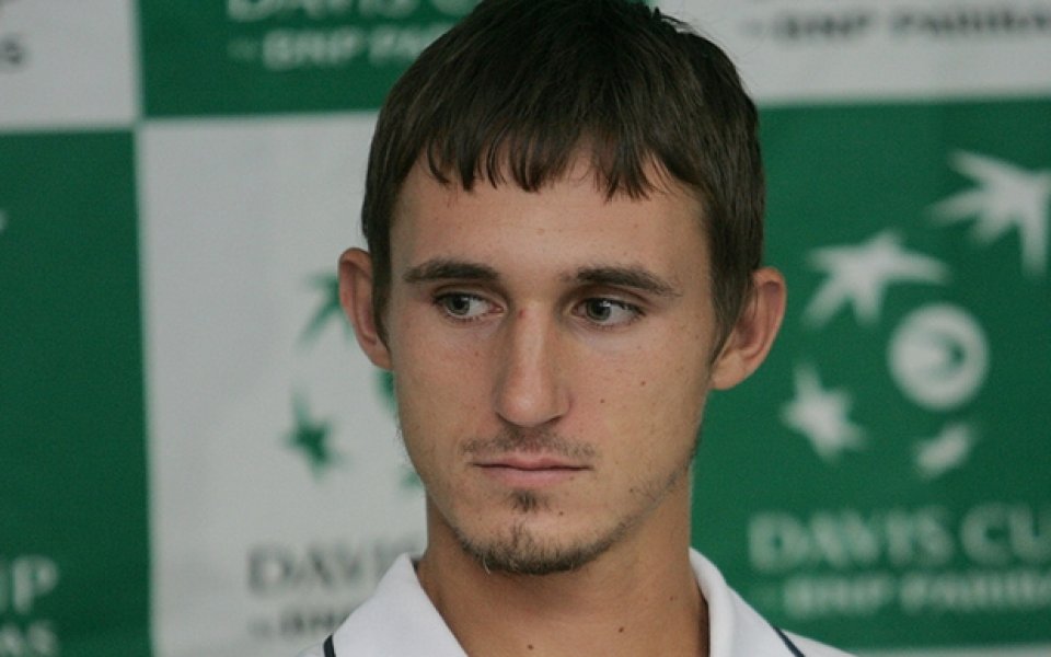 Кутровски се класира на четвъртфинал в Белград