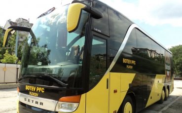 Ботев Пловдив с нов автобус