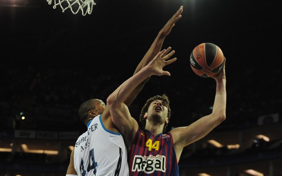 Реал и Барса ще решават титлата в Мадрид