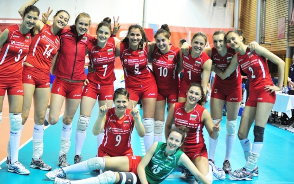 Младите волейболистки на България прегазиха САЩ с 3:0