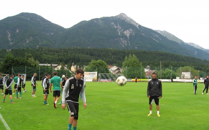 СНИМКИ: Лудогорец с първа тренировка в Австрия