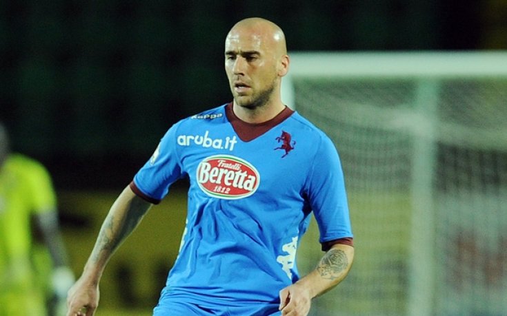 Торино взе централен защитник, продава Огбона на Юве