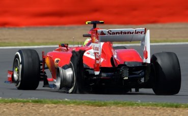 В Пирели нямат обяснение за спуканите гуми