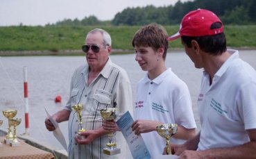 Баща и син обраха наградите от FSR V в Разград