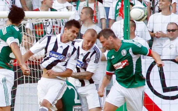 Базел дава 1.2 милиона за Иванов, Партизан взима Бодуров за заместник