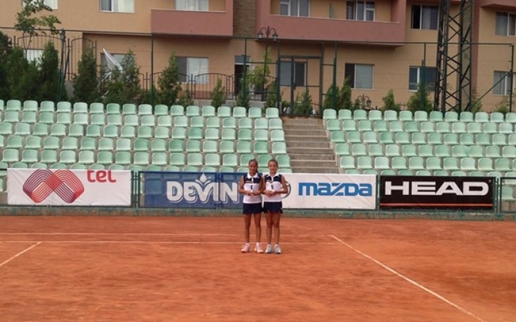 Стефани Арсова на финал на двойки в Сливен