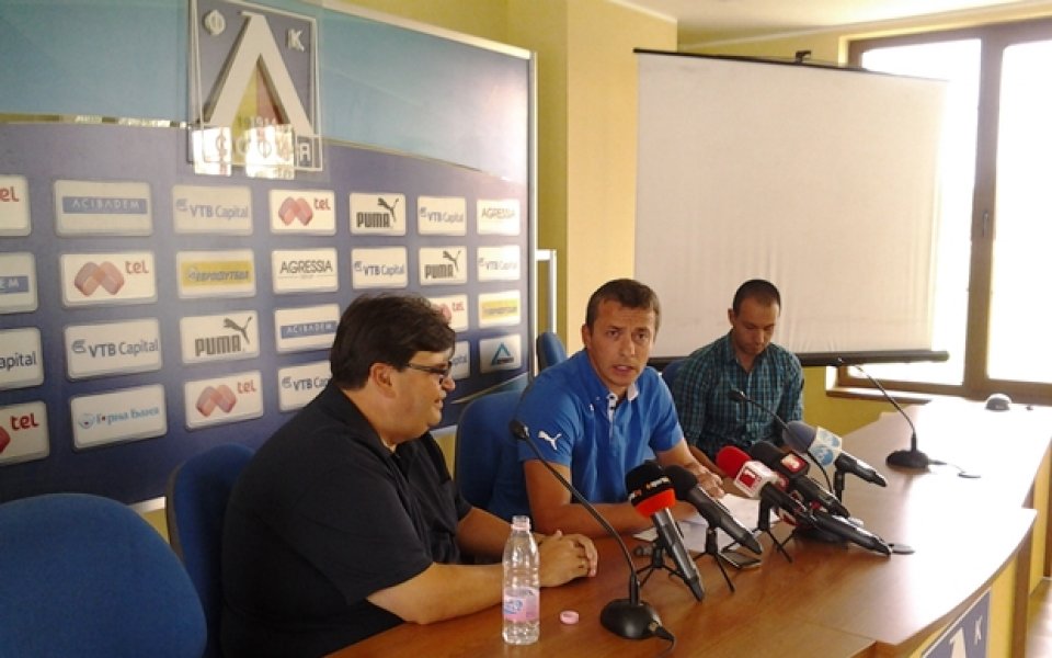 Йоканович: Няма да водя футболисти в Левски, моите са най-добрите, които съществуват