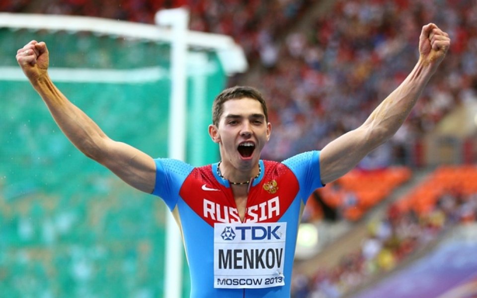 Менков триумфира в сектора за дълъг скок