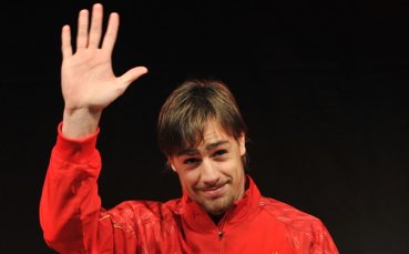 Защитник на Ливърпул оперира коляното си в петък