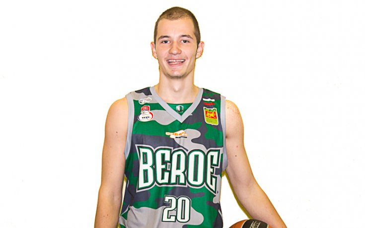 Баскетболният Берое шашна с нови екипи