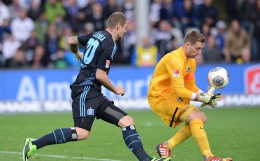 Издънилият се вратар Бауман: Целунете ме отзад