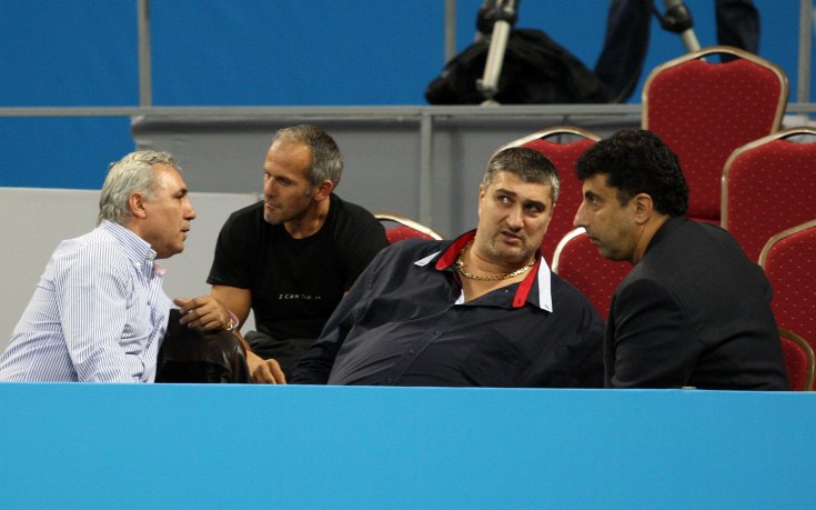 Стоичков и Балъков подкрепяха Пиронкова срещу Иванович