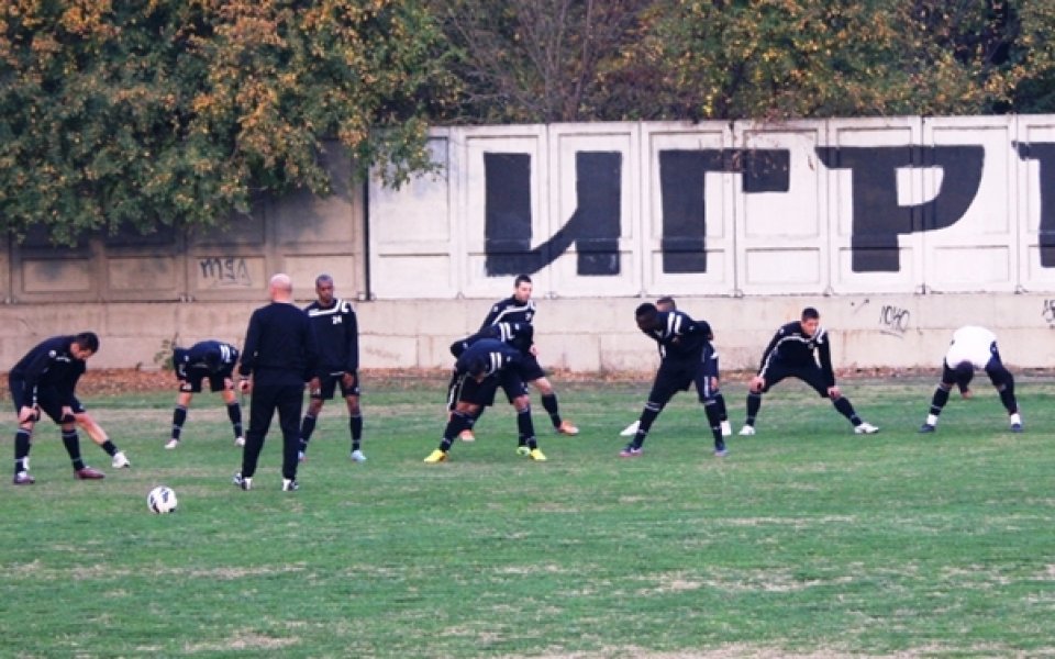 Само ден почивка за Локо Пд до края на седмицата