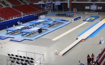 Започна световното първенство по скокове на батут в София